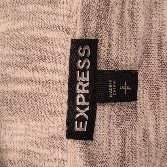 Express Sweater - Picture 2 of 5